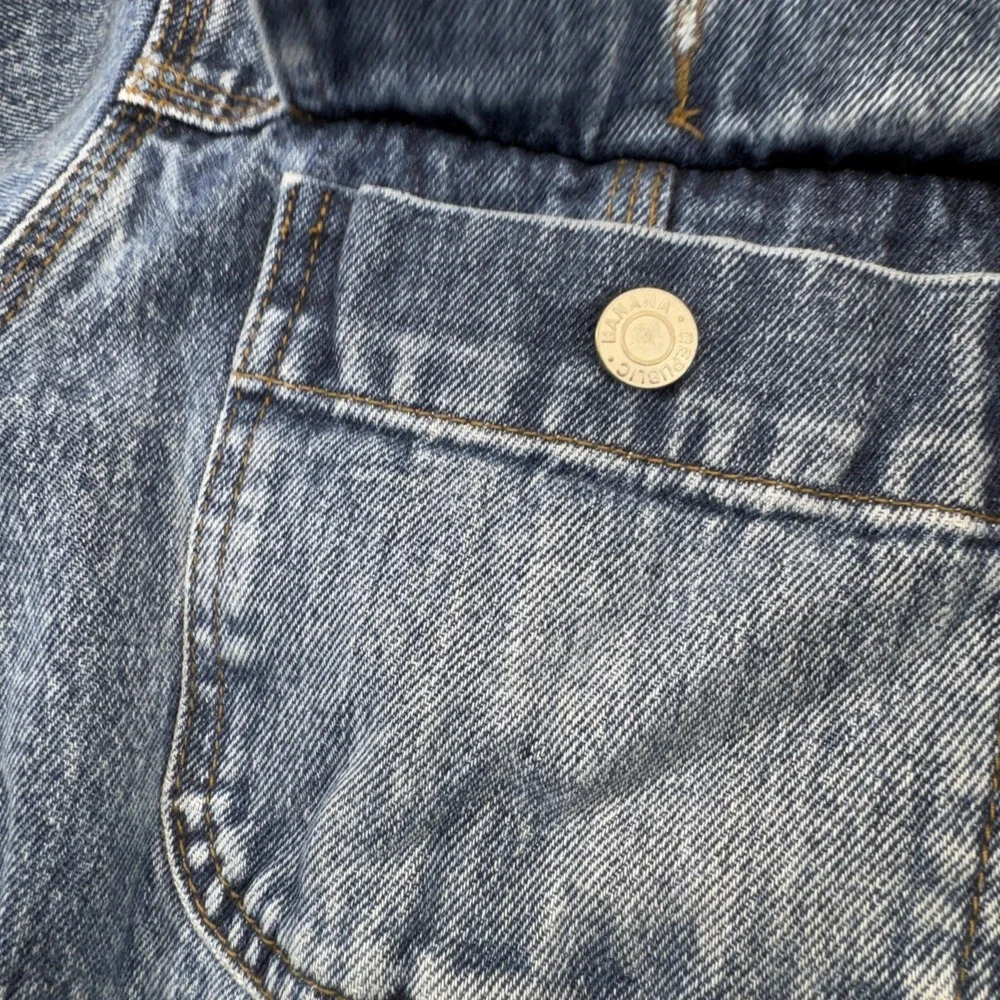 Banana Republic vintage banana
